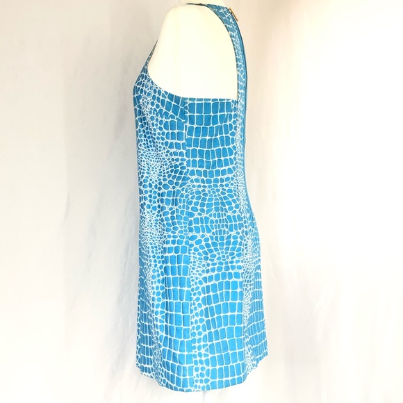 Dress - Picture 3 of 9